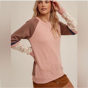 NWT Hem & Thread Color-block Pink and Brown Sweatshirt with Lace Sleeves Size S